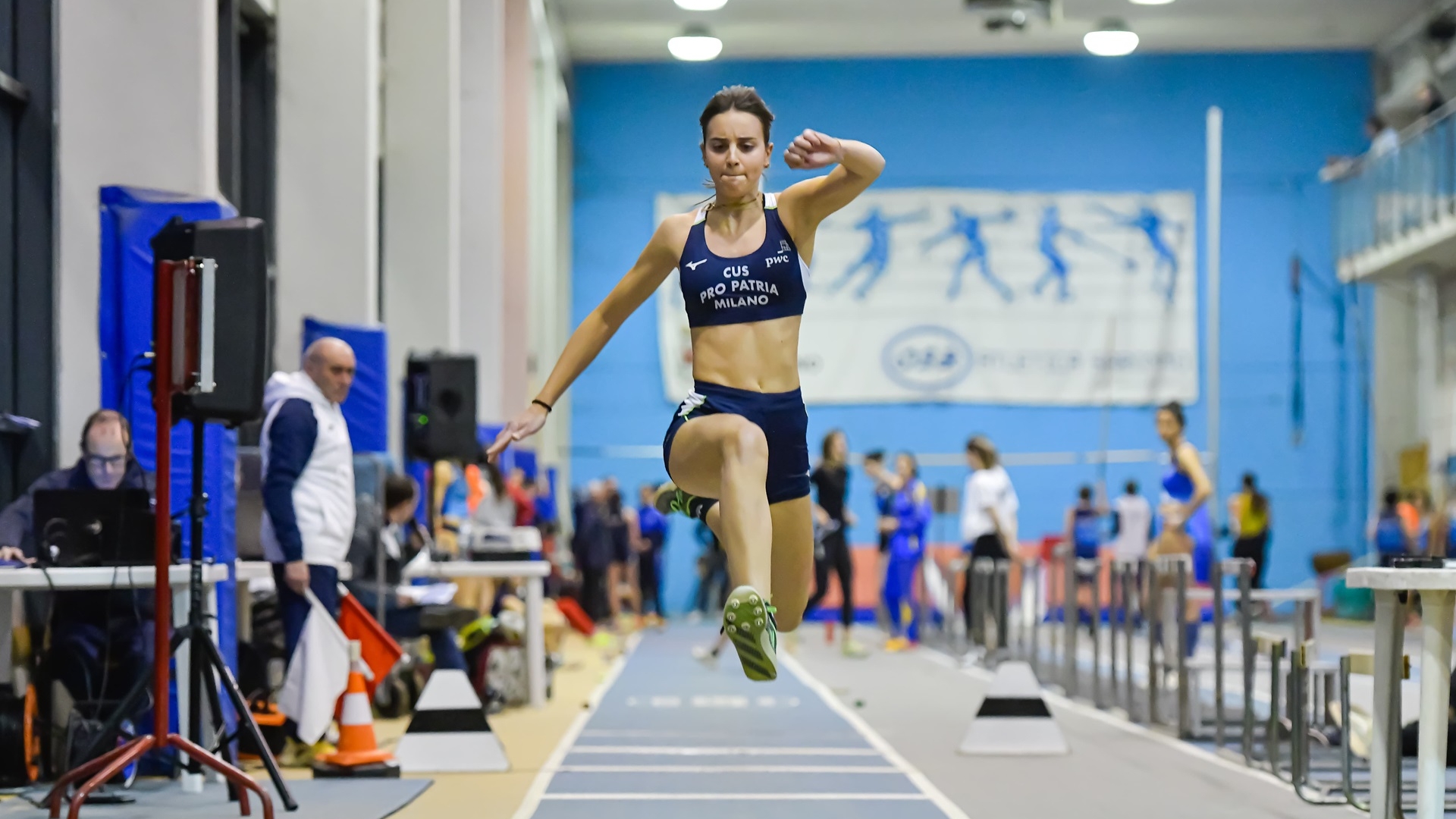 Regionali Indoor tra 400, 1500, Triplo, Asta e Marcia