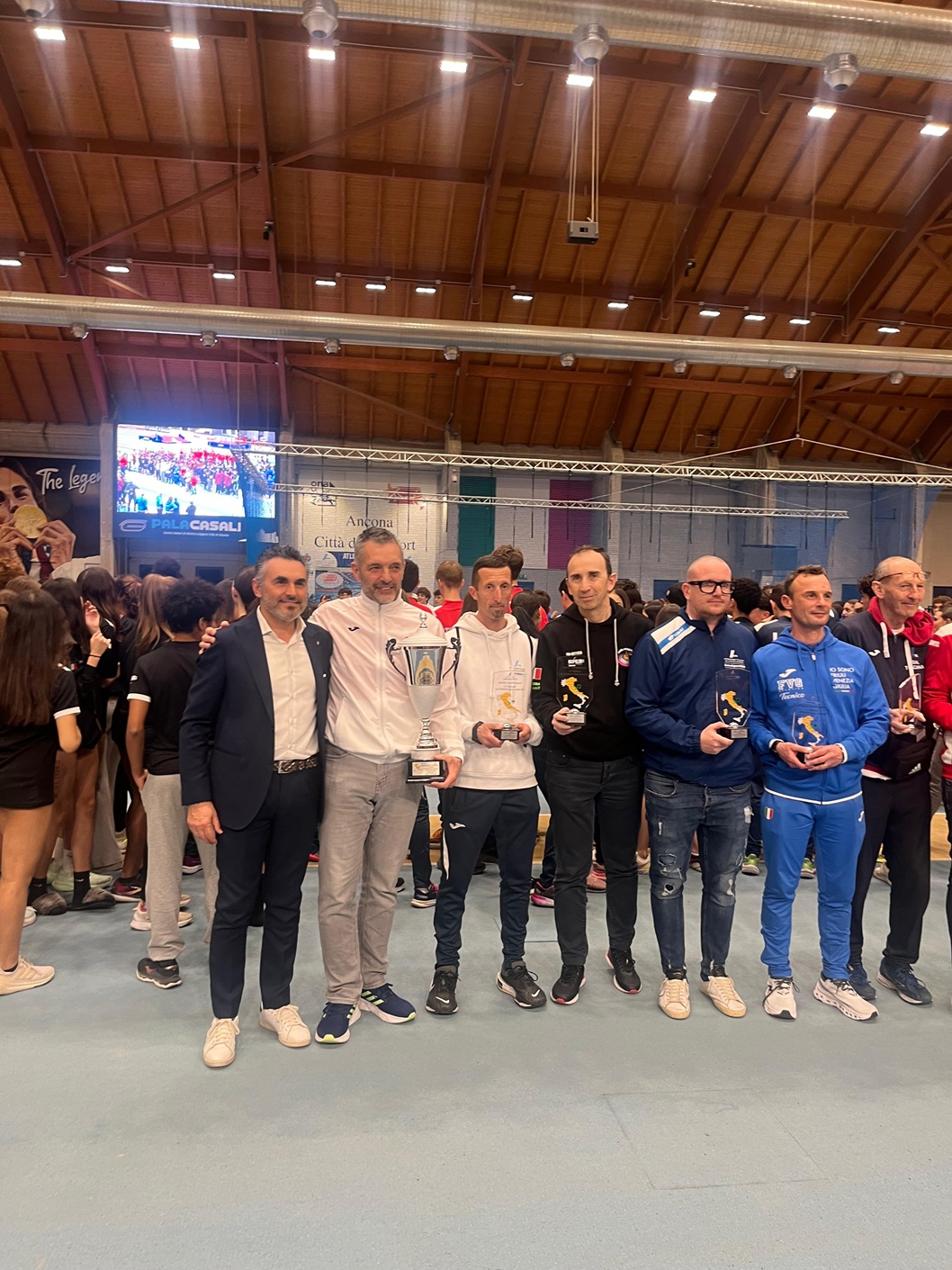 Lombardia Cadetti Ancona 2025 indoor premiaz squadra